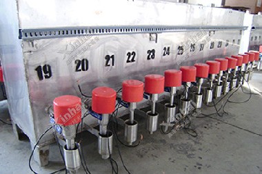 數(shù)控加藥機(jī)